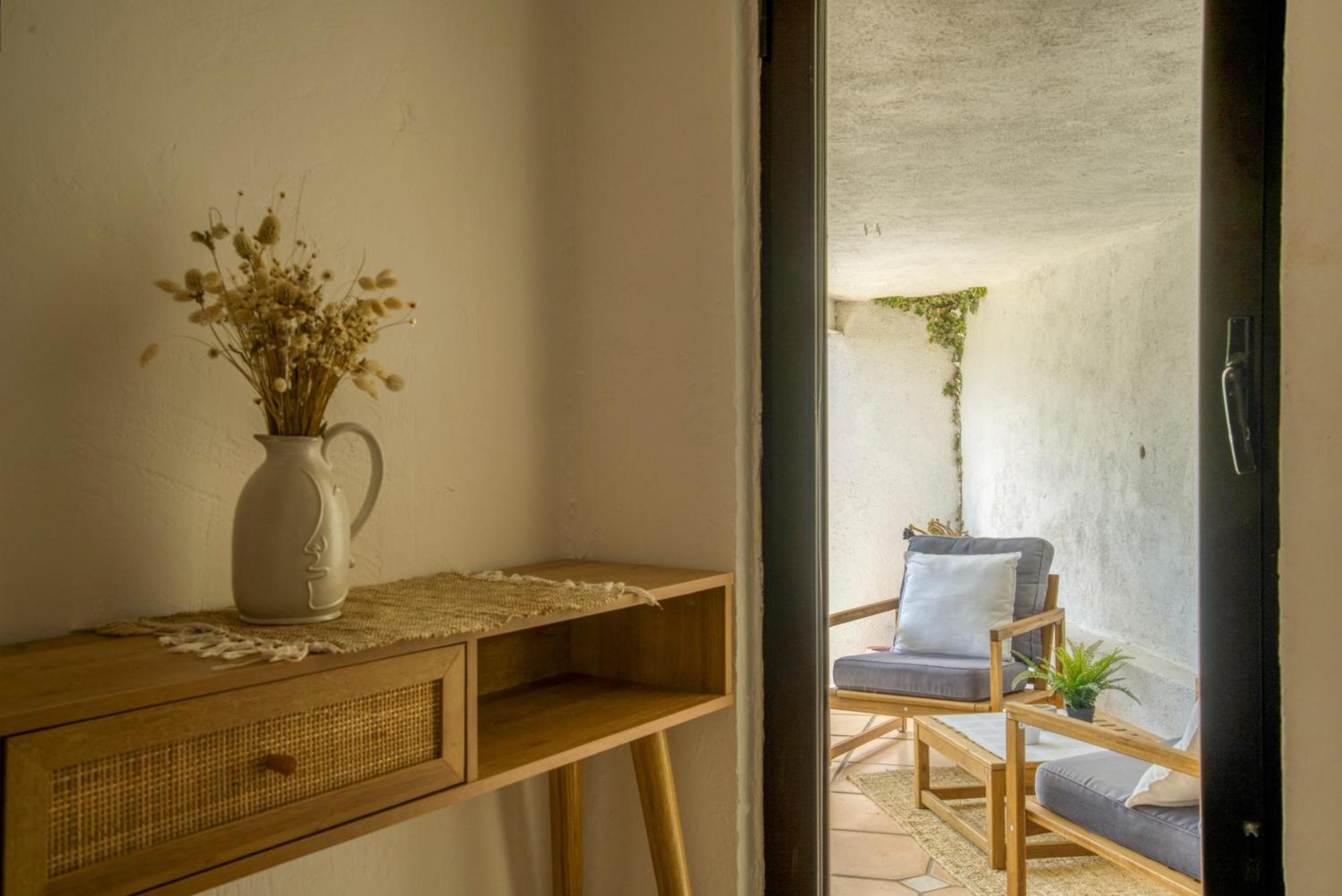 Appartement 2 Pieces Dans Individuelle Terrasses Jardin *