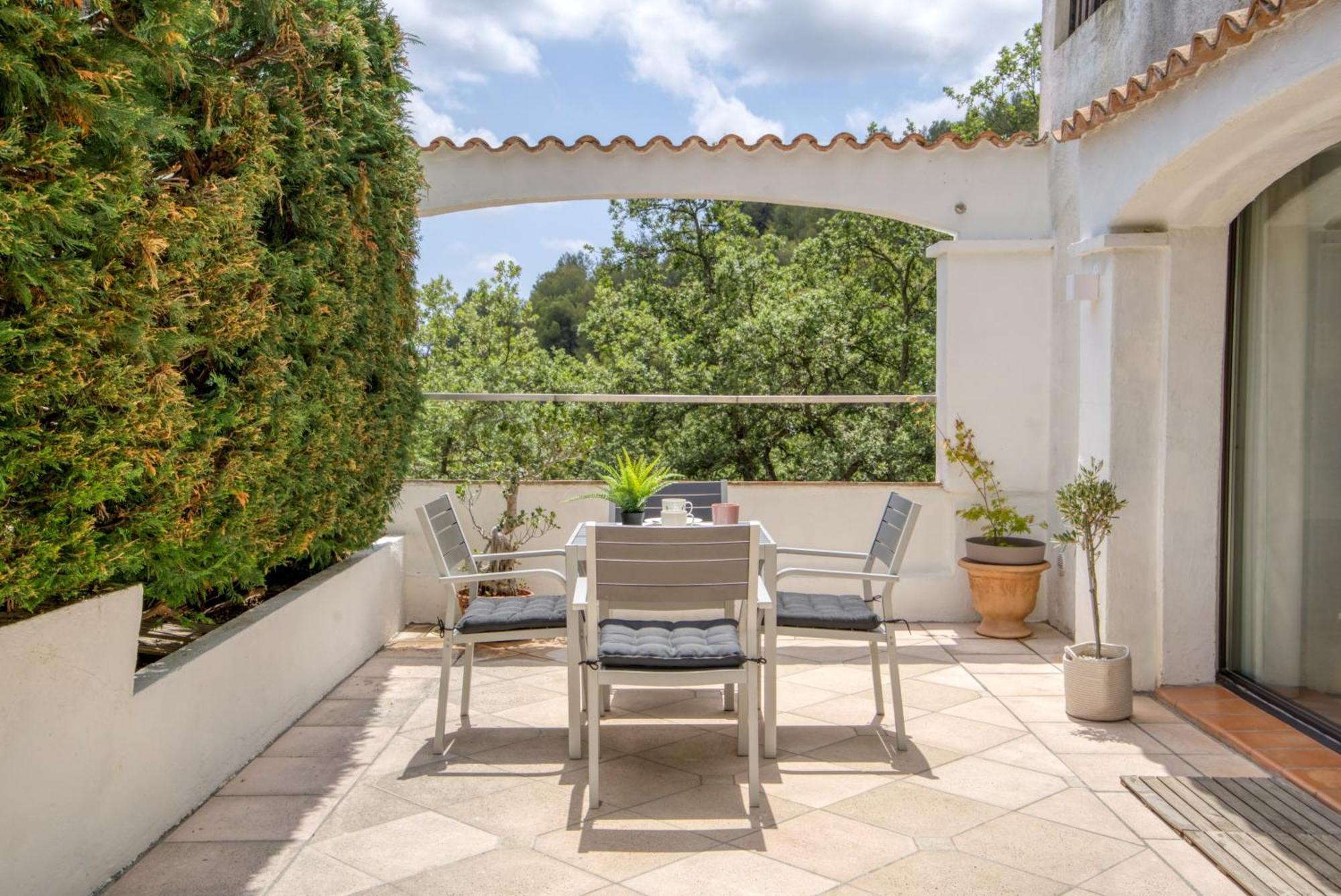 2 Pieces Dans Individuelle Terrasses Jardin * Carros